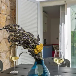 https://ikat-bay-residence-new-2020.primorje-gorskikotar.com
